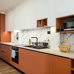 Cozy & Bright 2-br Flat Next To Grand Mall By Flat Mаnаger Apartment Varna