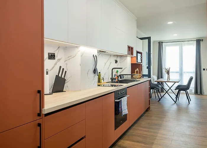 Cozy & Bright 2-br Flat Next To Grand Mall By Flat Mаnаger